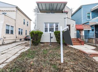 13430 234th St, Rosedale, NY 11422