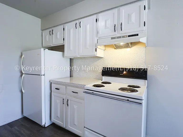 4318 E 67th St #571 — Photo 17