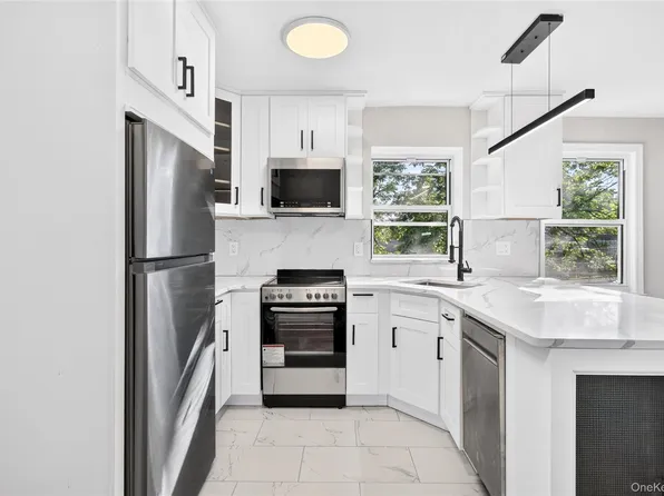 2 Soundview Avenue #A2G, White Plains, NY 10606