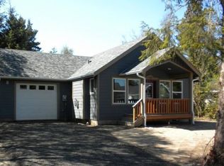 130 Seagate St SW, Ocean Shores, WA 98569