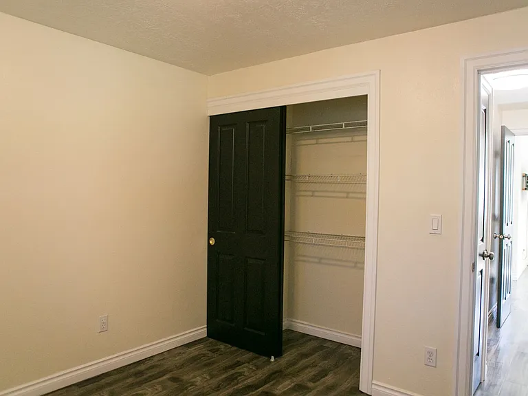 15931 SE Rickshire Ln — Photo 10