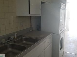 95 N 21st St APT 1, Las Vegas, NV 89101