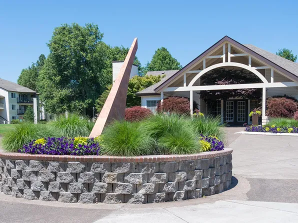 Sundial Apartments