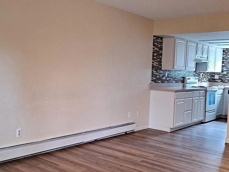 4000 Harrison St #2 — Photo 6