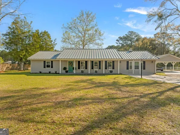 6829 State Highway 17 S, Bloomingdale, GA 31302