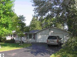 242 W Victoria St, Hale, MI 48739