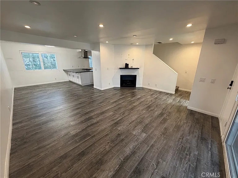 18333 Hatteras St #62 — Photo 16