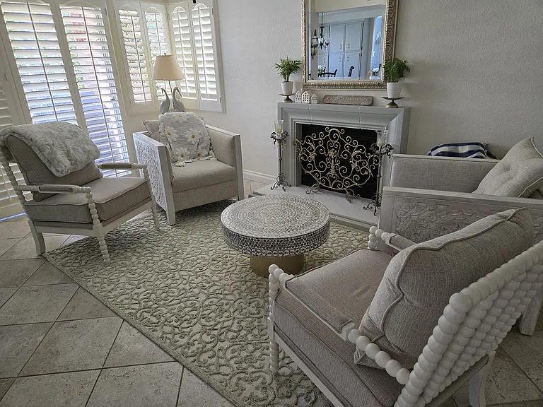 1 Portofino Dr — Photo 11