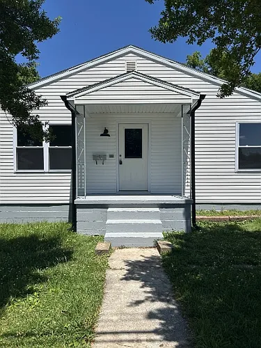 202 Morningside Dr Photo 1