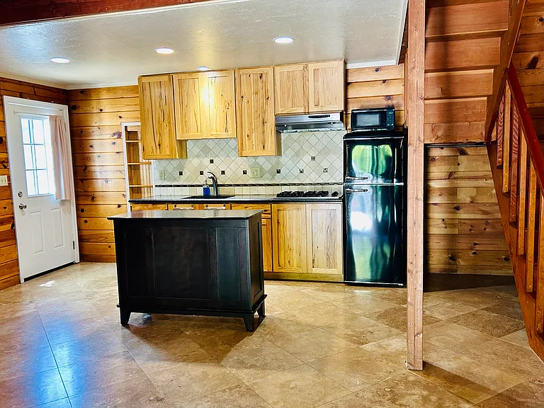 1465 Rodriguez St #B — Photo 3