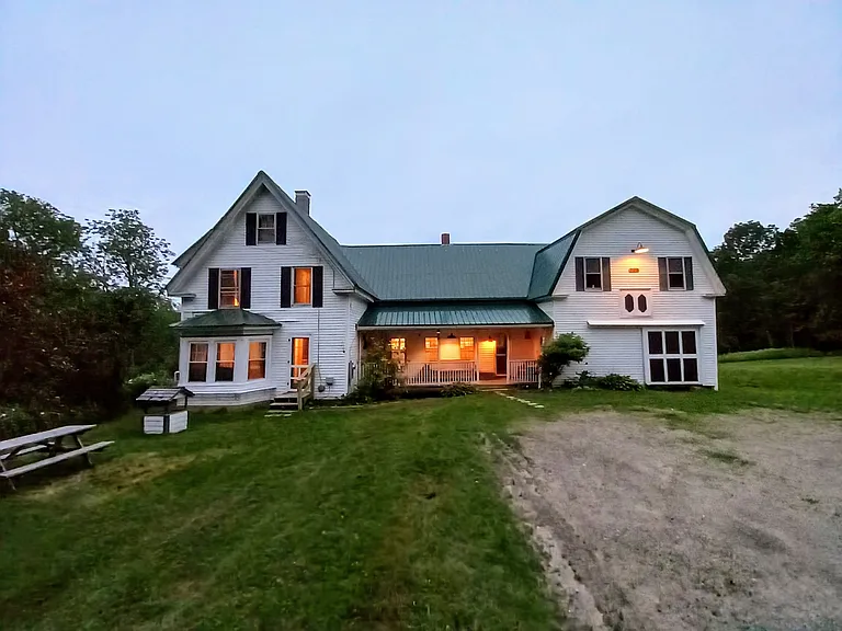 Castine Rd — Photo 12