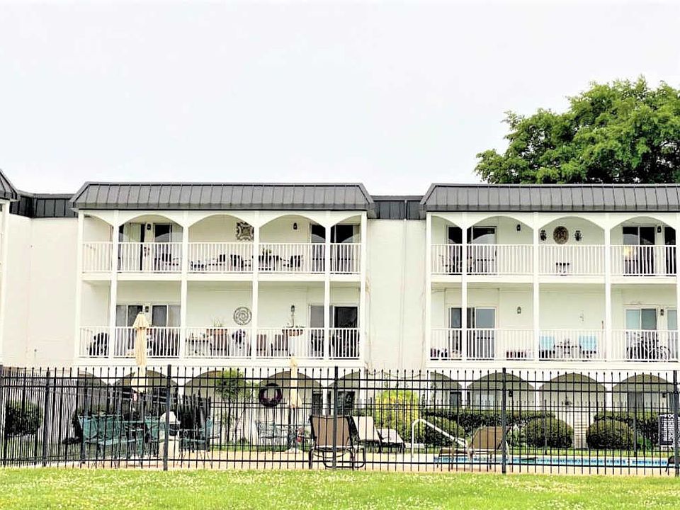 1st image of 5709 Lyons View Pike APT 1112