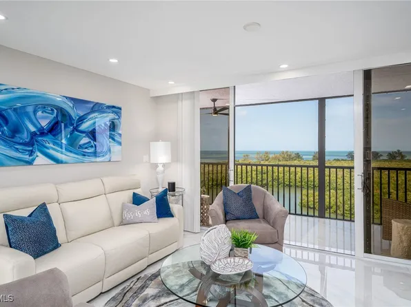 17 Bluebill Ave APT 903, Naples, FL 34108