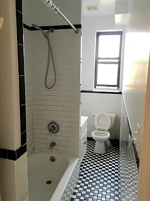 Rented by (Legacy) NY Quality Living Uptown | media 10