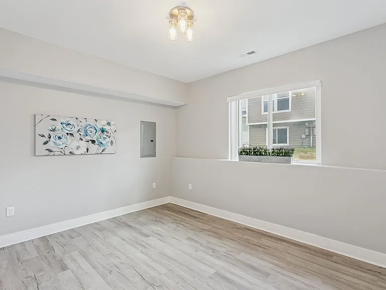 331 N 127th St E #506 — Photo 20