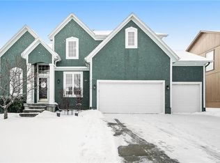21519 W 98th Ter, Lenexa, KS 66220