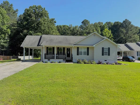 709 Forrest Ave, Scottsboro, AL 35768