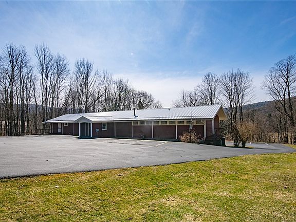 2nd image of 6 Franklin Rd