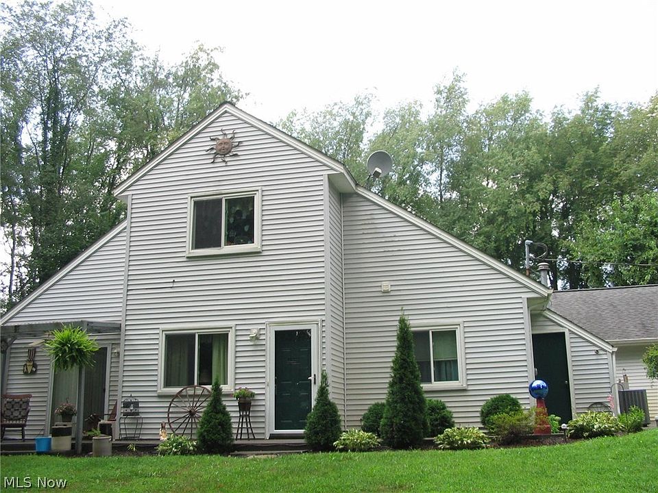 1st image of 2060 Orchard Ln #2062