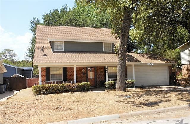 1st image of 608 Cannon Dr
