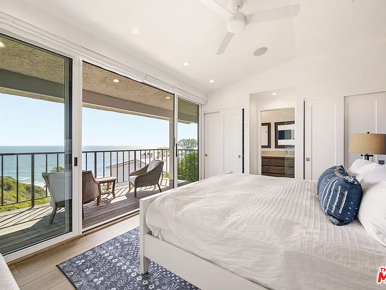 6817 Seawatch Ln — Photo 19