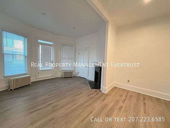 4th image of 2 Elm St Office 4