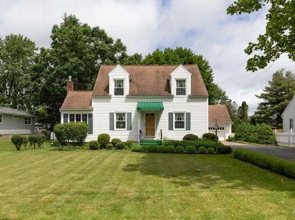120 Dorothy St, Minoa, NY 13116