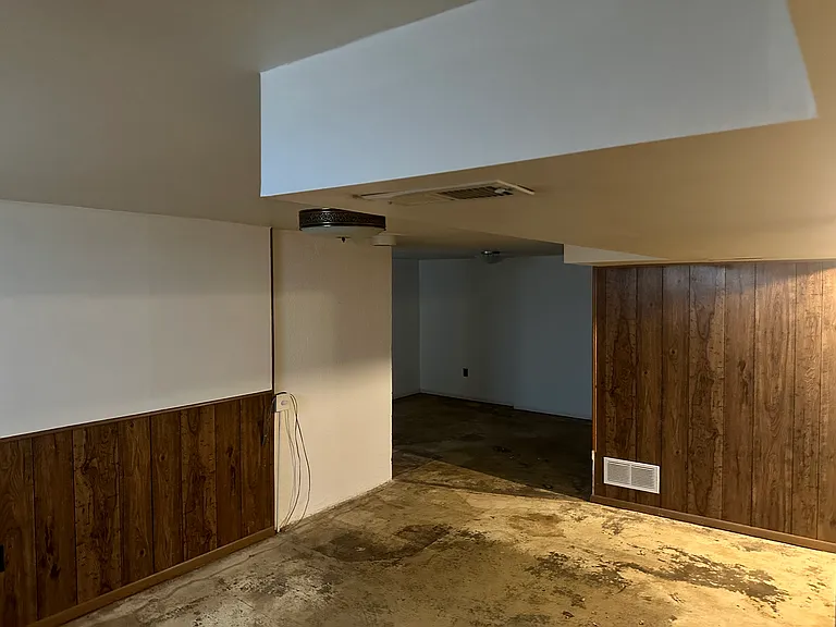 2567 Oak Dr — Photo 34