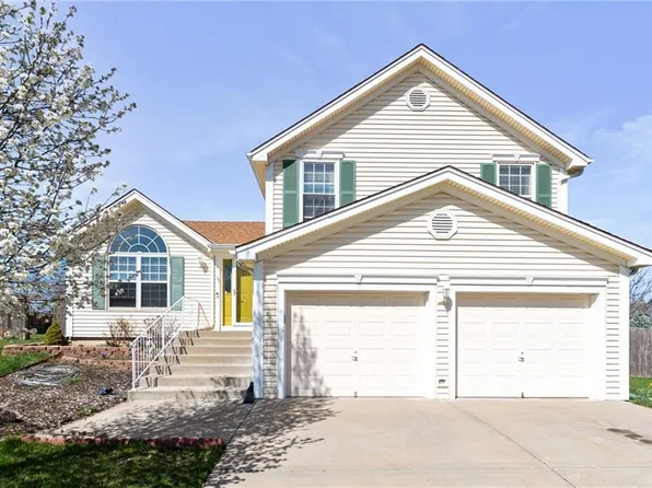 312 NW 110th St, Kansas City, MO 64155