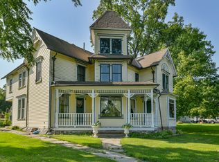 5702 South St, Richmond, IL
