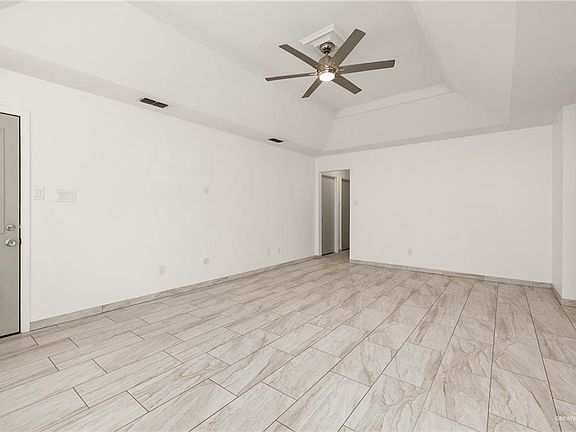 5th image of 2108 Zenaida Ave