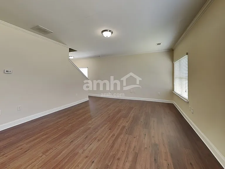 202 Monarch Way — Photo 7
