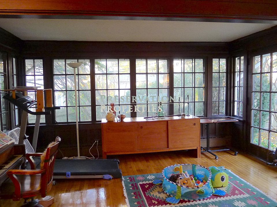 1st image of 56 Grove Hill Park