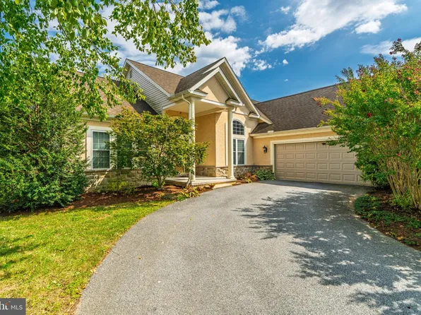 128 Kilgannon Ln, Lancaster, PA 17603