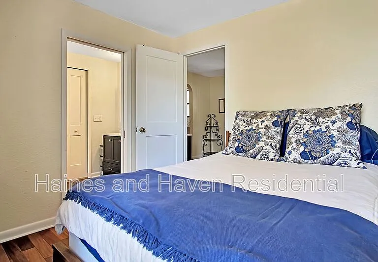 120 Chesney Blvd — Photo 17