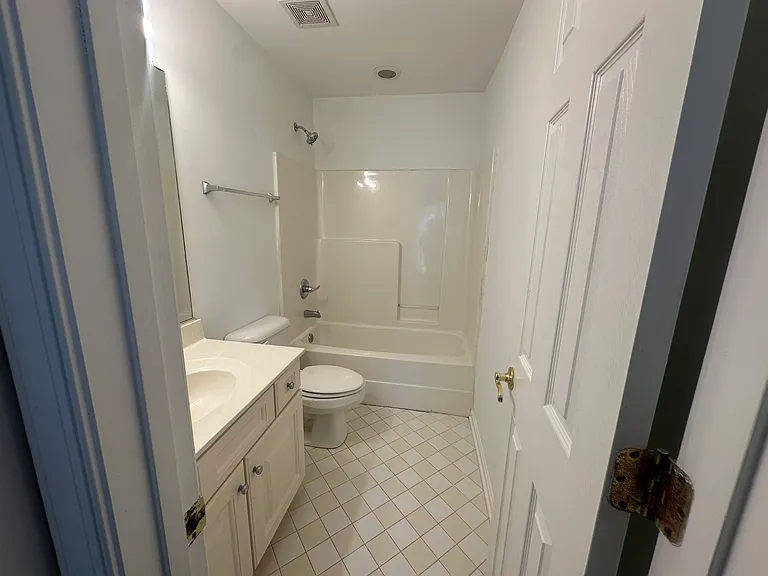 3006 Cahill St — Photo 10
