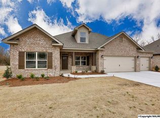 104 Hollybrook Dr, Madison, AL 35757