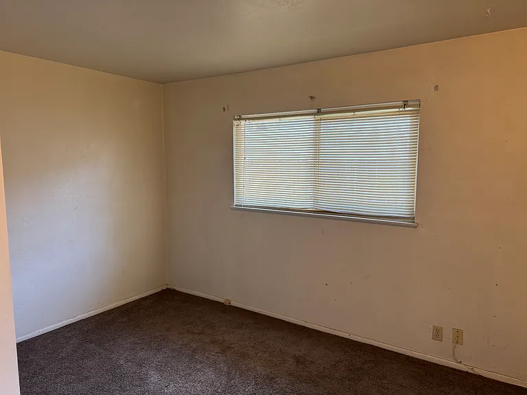 1450 Telegraph Ave — Photo 2