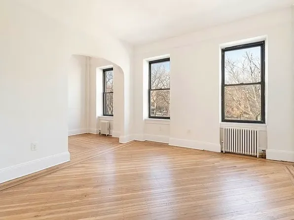 252 Lafayette Ave APT 3, Brooklyn, NY 11238