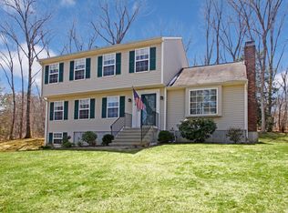 130 Alpine Dr, Sandy Hook, CT 06482