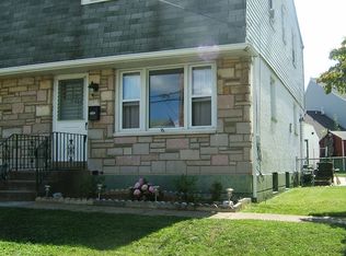3422 8th St, Upland, PA 19015