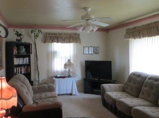 2439 Troy Dr, East Moline, IL 61244