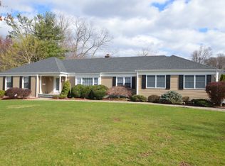 6 Vultee Dr, Florham Park, NJ 07932