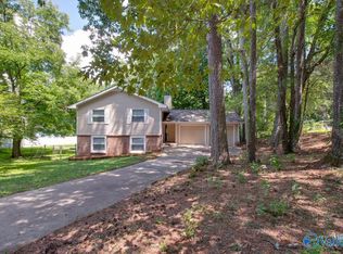 218 Pine Ridge Cir, Madison, AL 35758