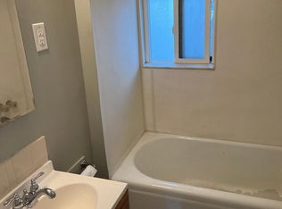 1102 W Sharp Ave APT 3, Spokane, WA 99201