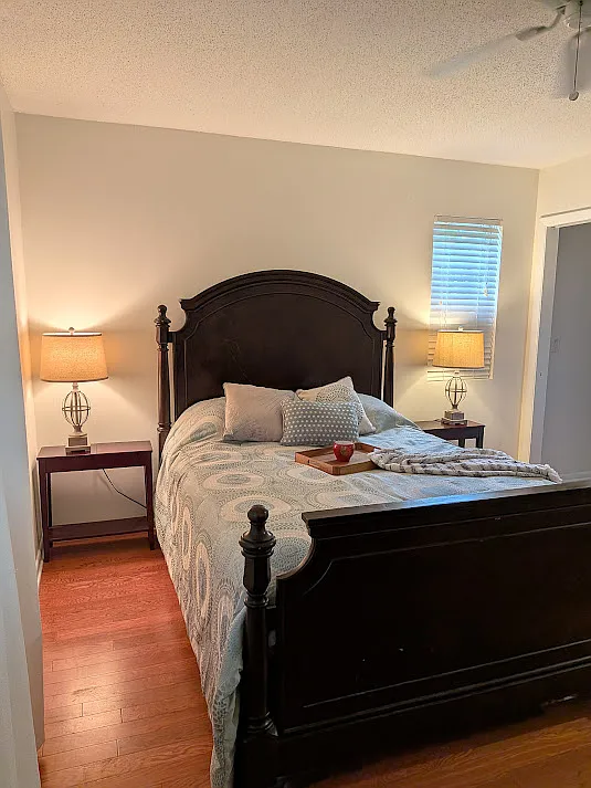 2 bed, 1007 sqft, $2,400 — Photo 2