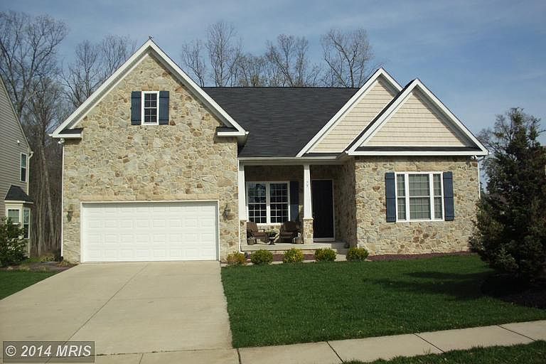 1st image of 75 Richard Ave