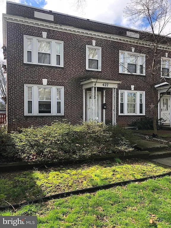 427 Sunset Rd photo 1