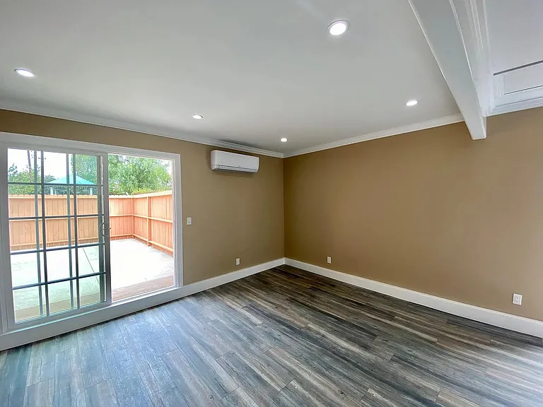 2623 French Ct — Photo 3