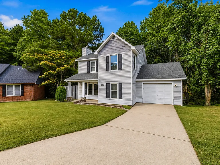 1583 Winnabow Dr — Photo 2
